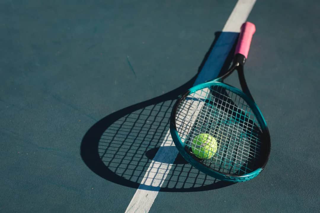 Ile zarabia trener tenisa ziemnego? Poznaj realia zawodu